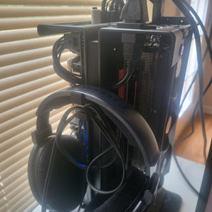 XTIA Xproto-L Kuuloke- ja kaapeliteline