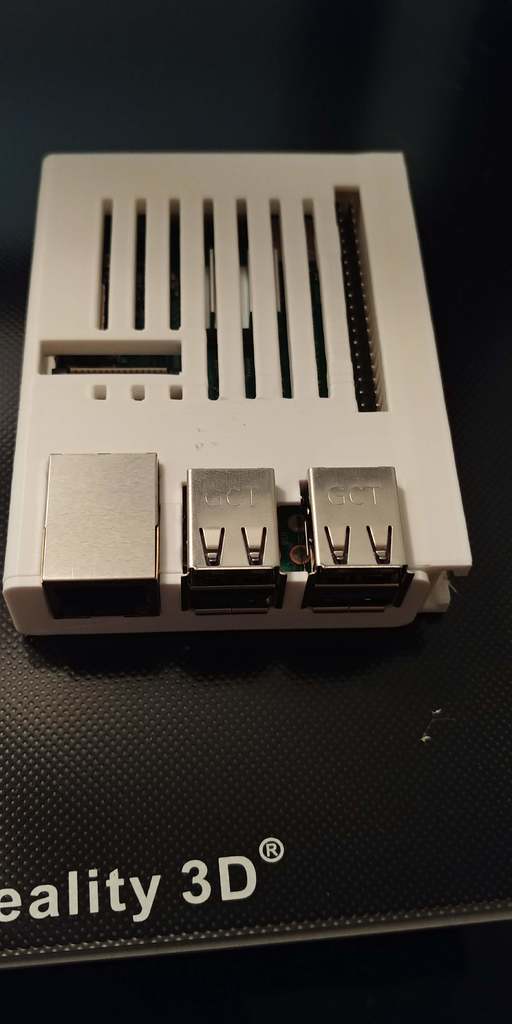 Ender 3 Raspberry Pi -kotelo kiinteällä jäähdyttimellä varustettuna