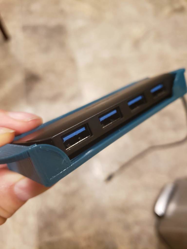 Pöytäteline Lenovo 4-porttiselle USB-keskittimelle