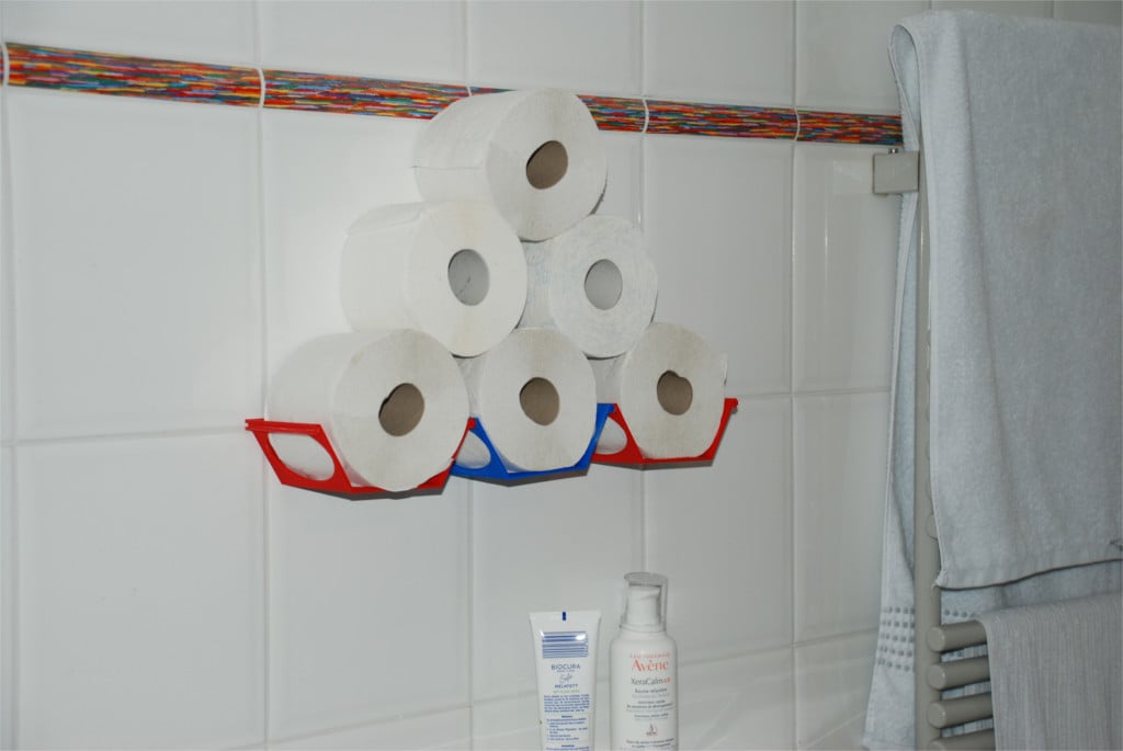 Seinälle kiinnitettävä, laajennettava wc-paperiteline