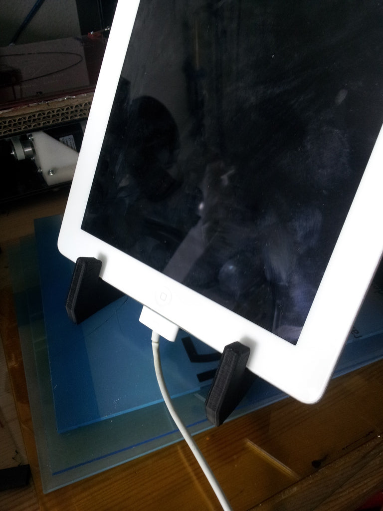 Elliptinen säädettävä tablet-teline iPadille ja muille tableteille