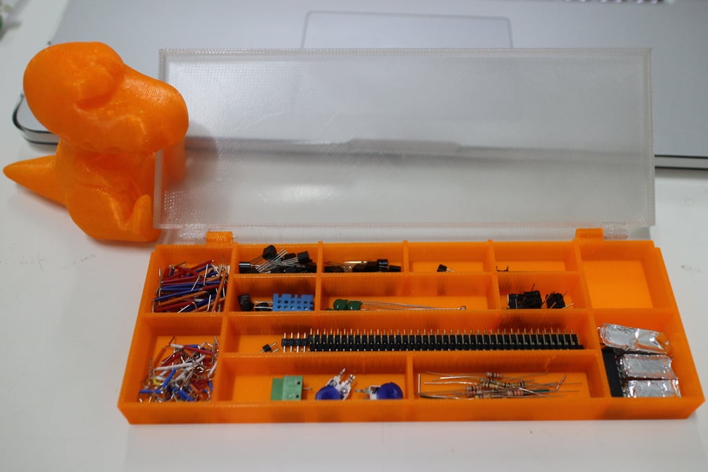 Pieni ruuvilaatikko kannella (saranatyyppinen) Arduino-projekteille