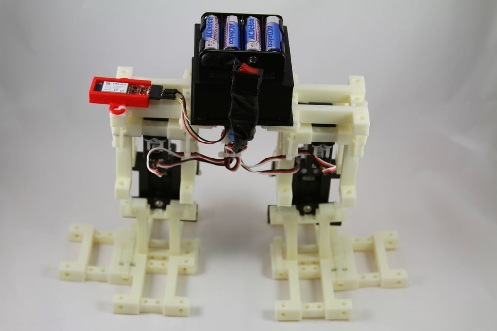 MegaPed Servo I Brace 4-servo Arduino-ohjattu kaksijalkainen robotti