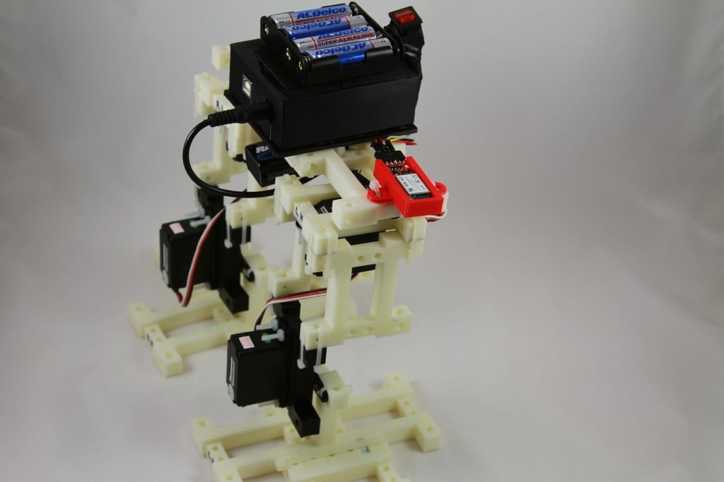MegaPed Servo I Brace 4-servo Arduino-ohjattu kaksijalkainen robotti