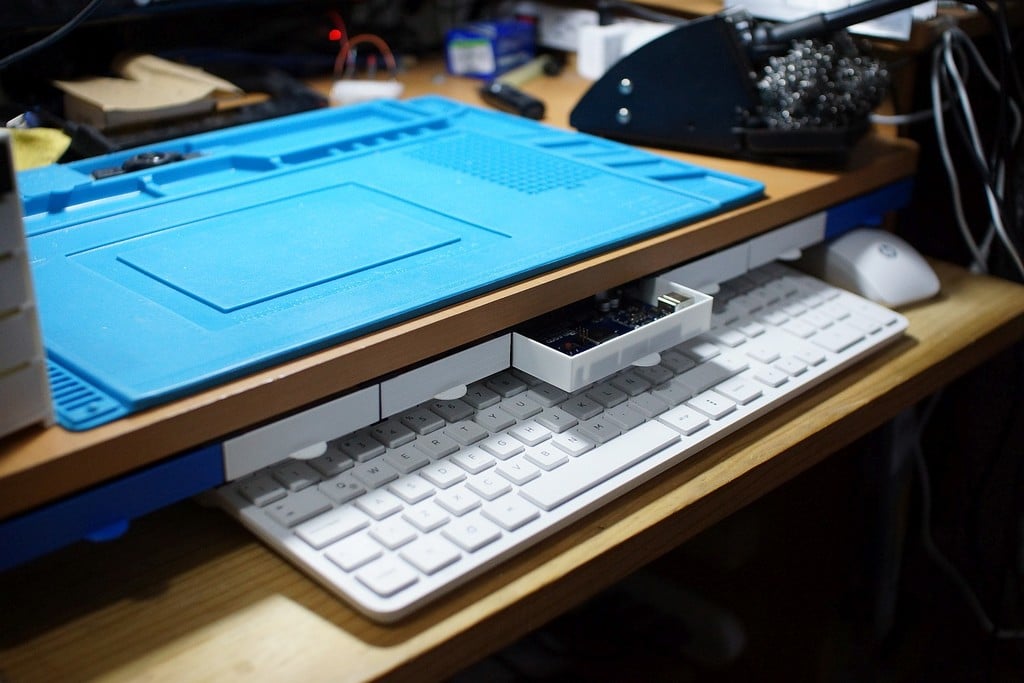 Pöytäpöydän minilaatikko Arduino Megalle ja Unolle