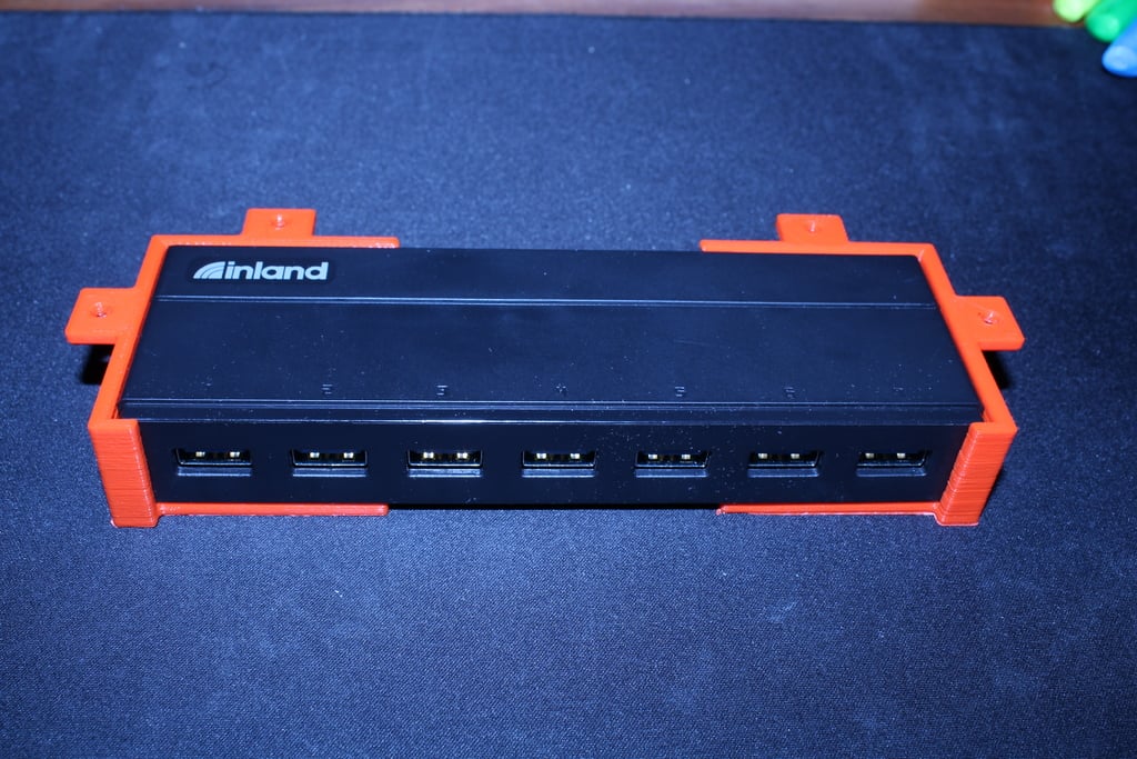 Inland 149617 USB-keskittimen pidike pöydän alle