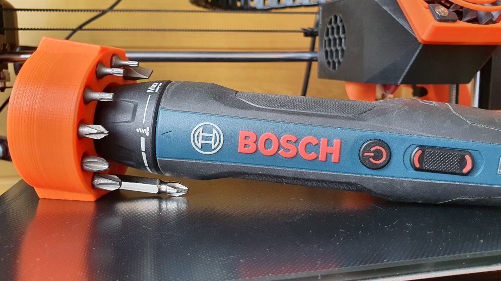 Bosch GO 2 -sähköinen ruuvimeisselin jalusta, jossa on terävarasto