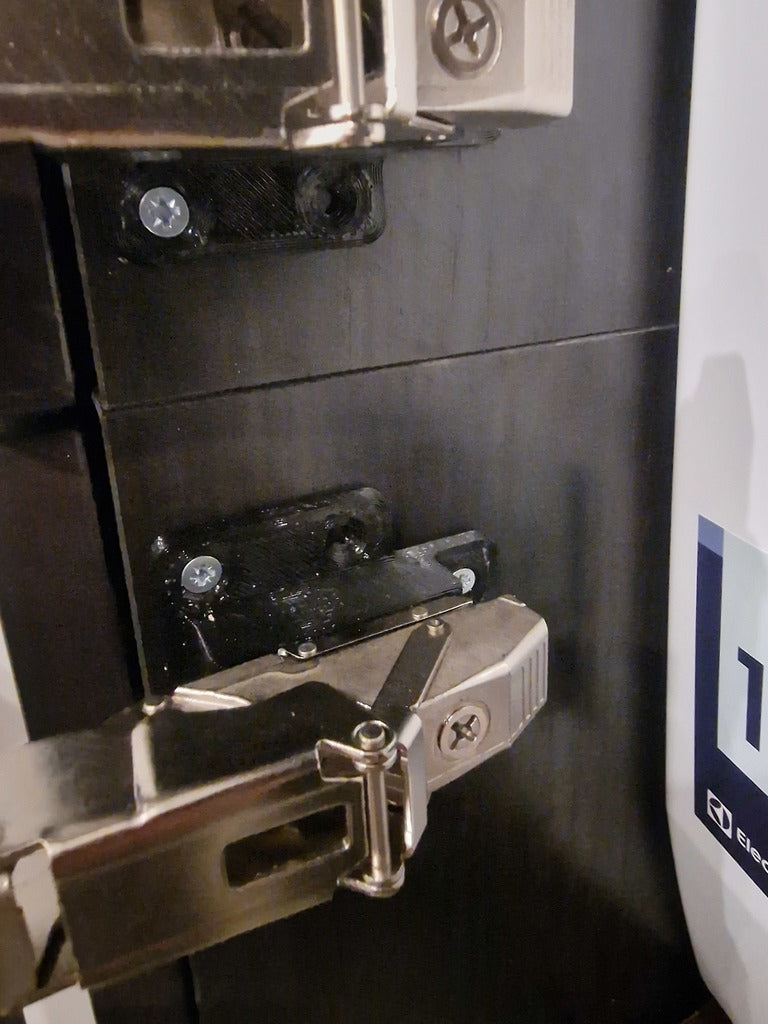 IKEA Metod Saranakokoonpano kaapin ovelle