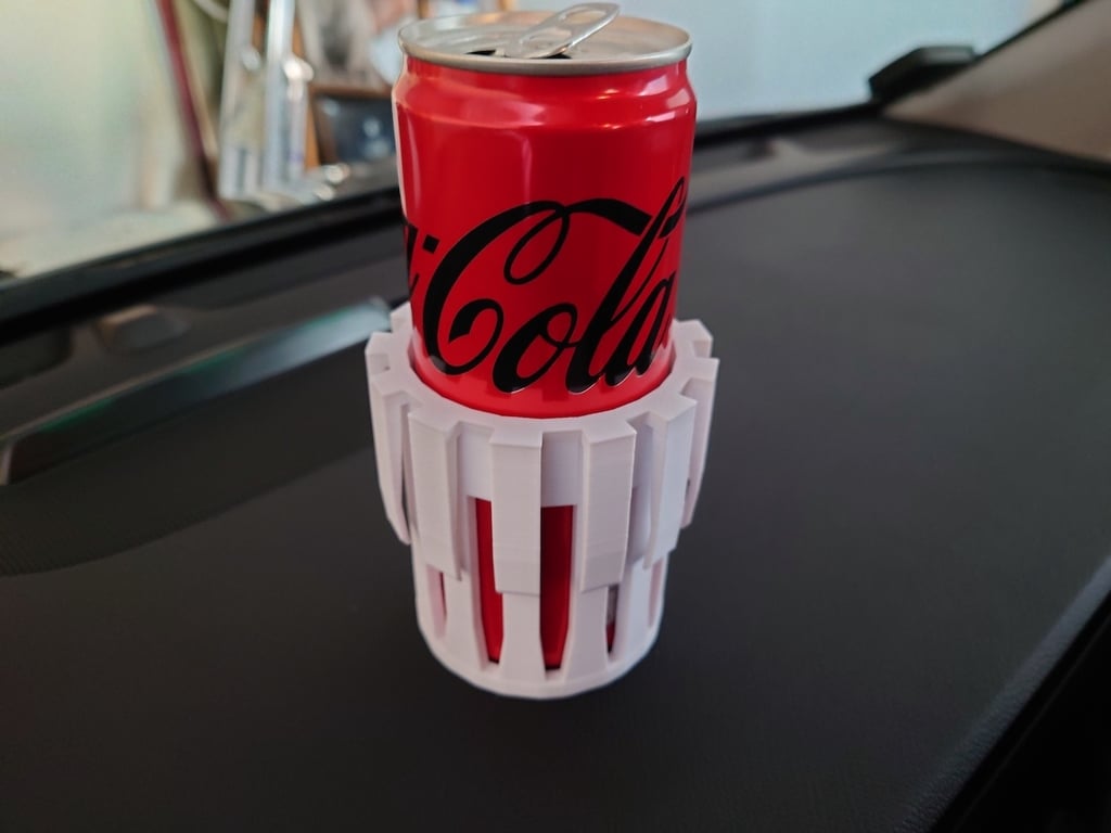 Automukinpidin adapteri kapeille Coca Cola -tölkeille
