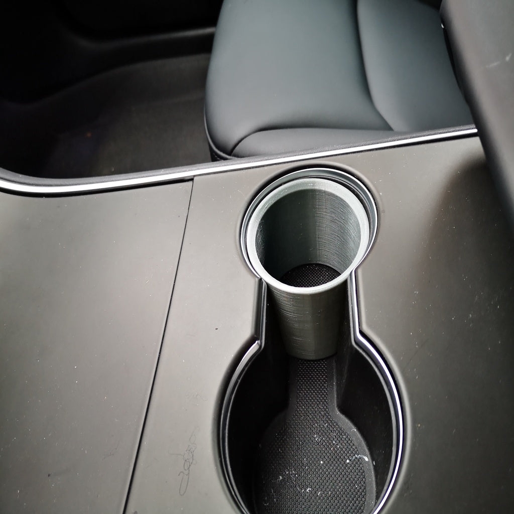 Sodapurkin pidike Tesla Model 3:lle