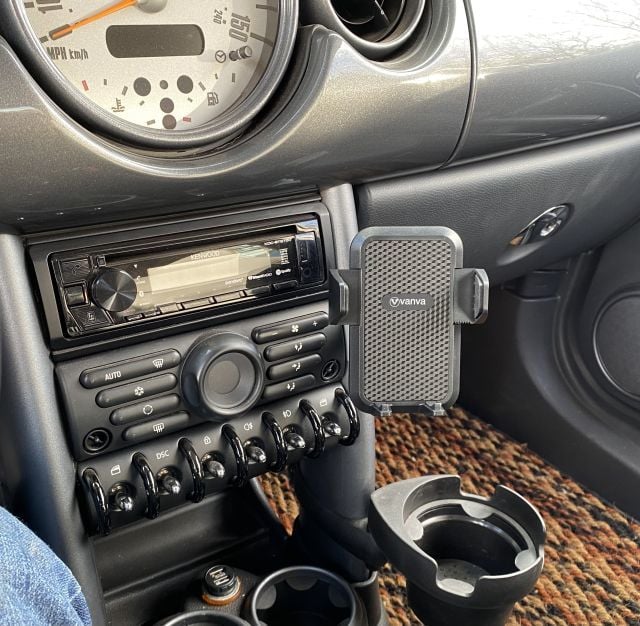 Mini Cooper R50, R52, R53 autopuhelinteline pallotelineellä