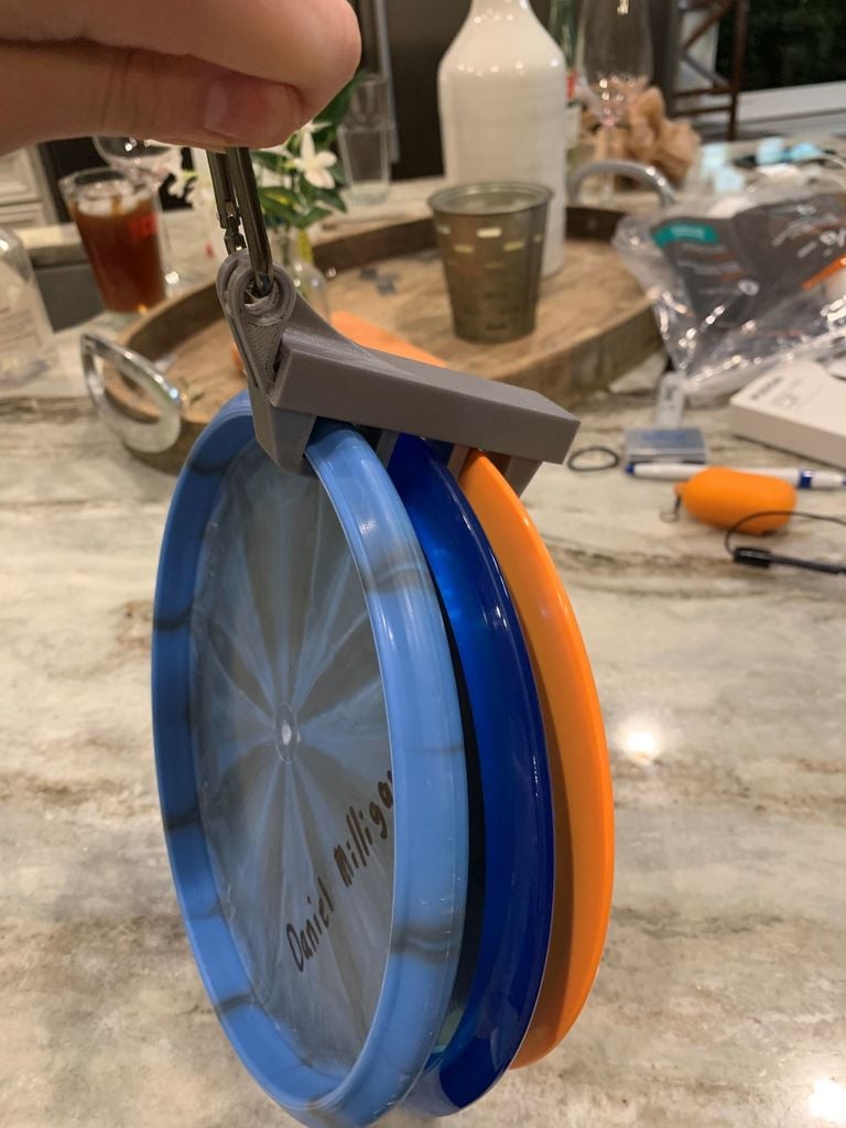 Disc Golf Frisbee -pidike laukkuun