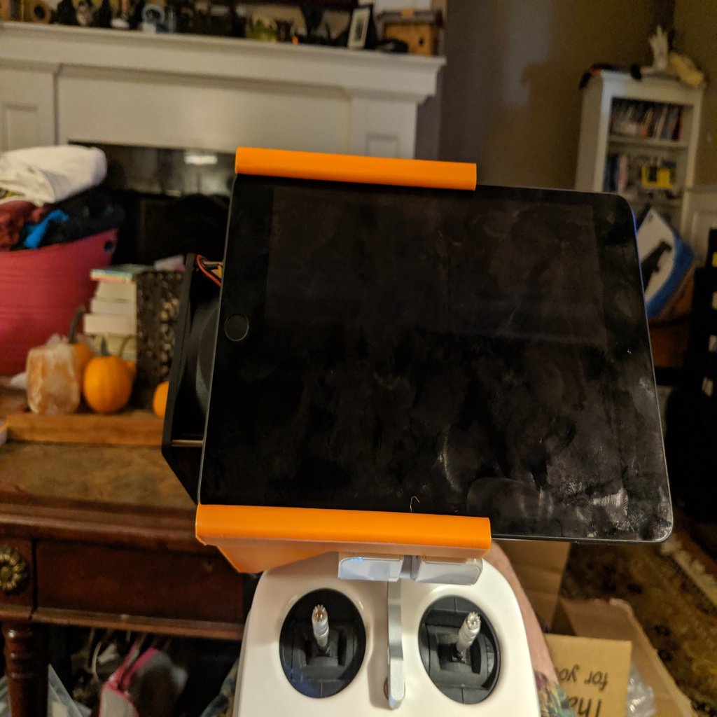 iPad Mini 4 Cooler Case DJI Phantom -drooneille