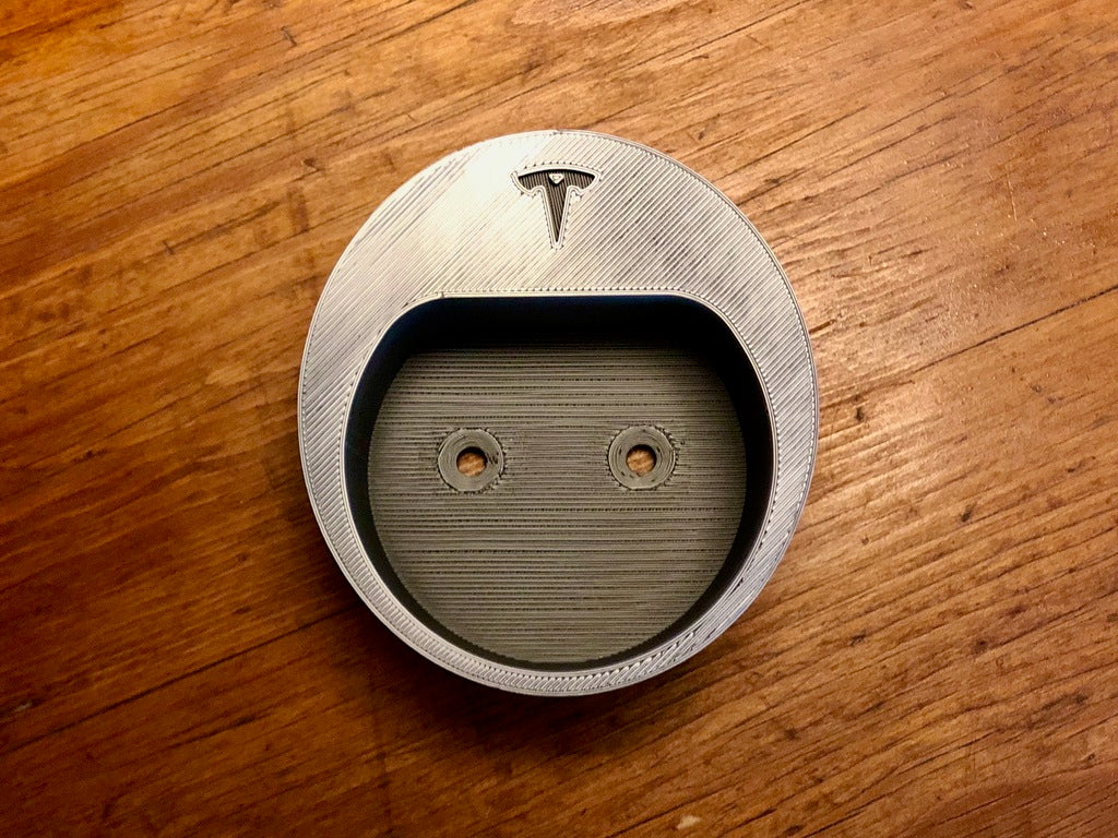 Tyypin 2 pidike kaapelin järjestäjällä Tesla Model 3:lle (logolla ja ilman!)