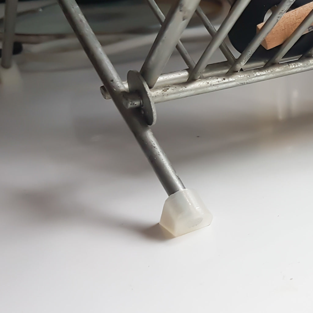 Vaihdettava jalka IKEA astianpesukoneelle KVOT